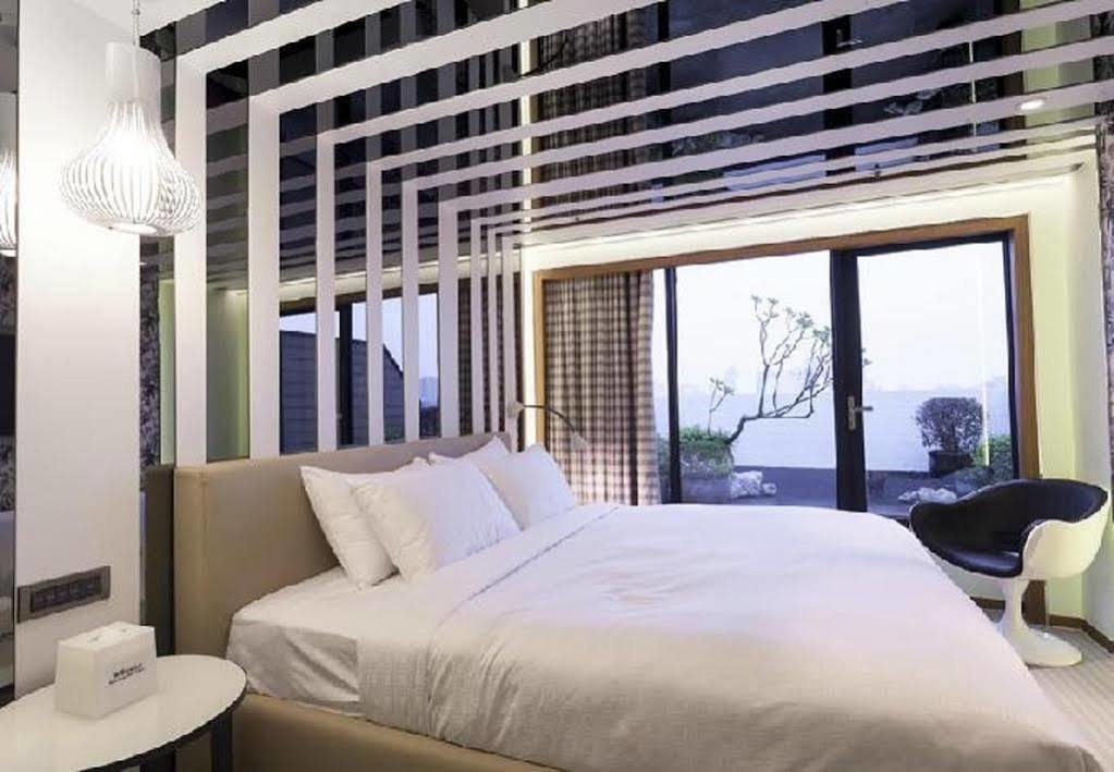 Royal Hotel Group- Central Park Branch Cao Hùng Ngoại thất bức ảnh